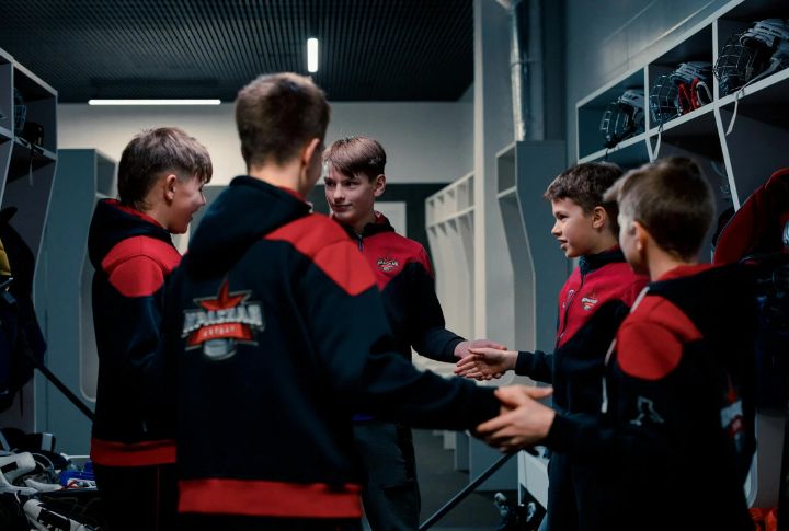 Dressing Up For College Football Games