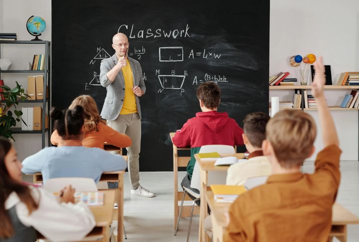 Georgia: Mid-Career Teacher Salaries