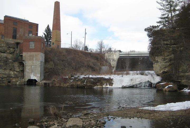 Decaying Dams Pose Financial And Physical Risks