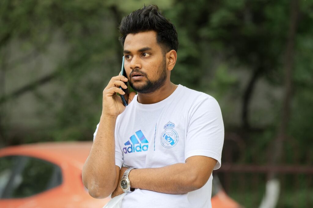 man, young, beard, smartphone, talking, outdoors, lifestyle, talking, talking, talking, talking, talking