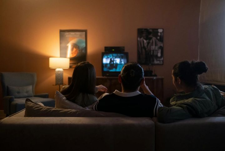 Fewer Subscription-Based Expenses
