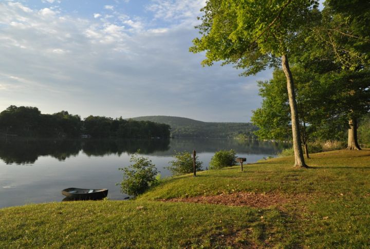 Lake Waramaug State Park, Connecticut