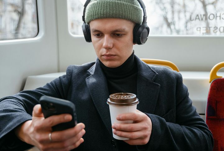 Silence On Mobile Phones In Public Places