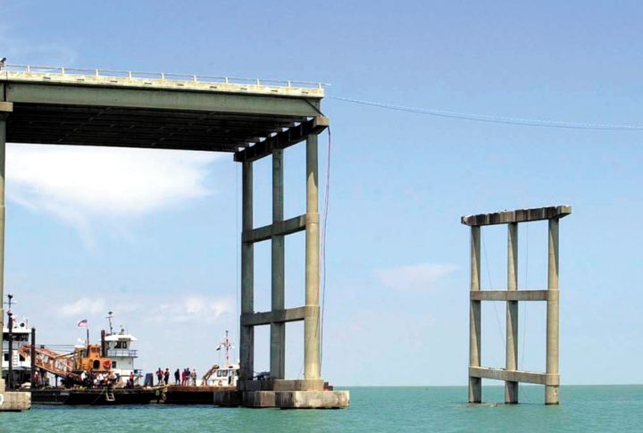 Queen Isabella Causeway (South Padre Island, 2001)