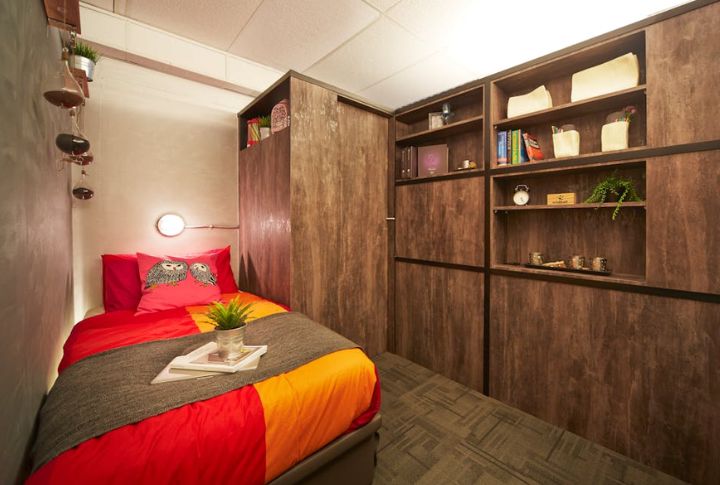 Home Screams Forever Single