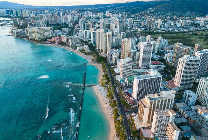 Hawaii (79.9 Years)