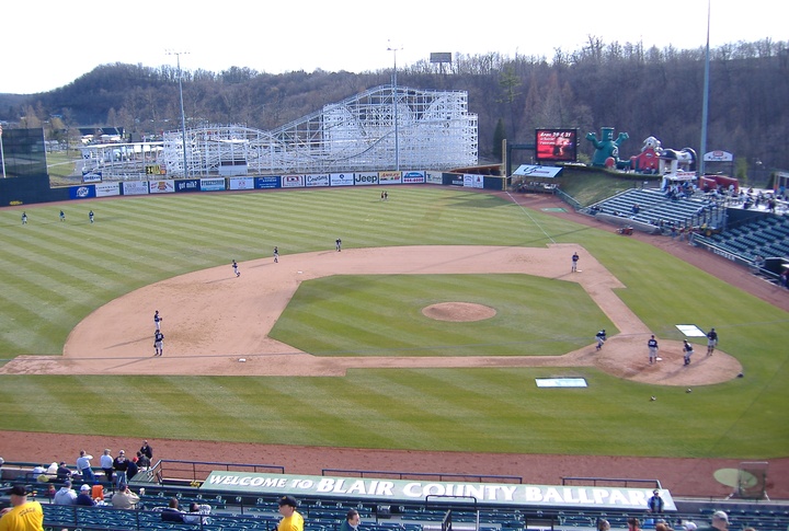 Peoples Natural Gas Field Delivers Classic Fun
